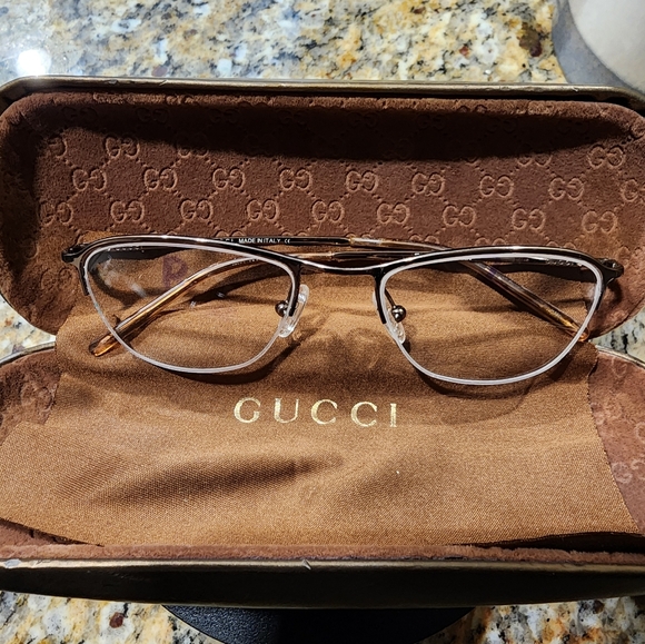 Gucci frames with demo lenses - Picture 4 of 12
